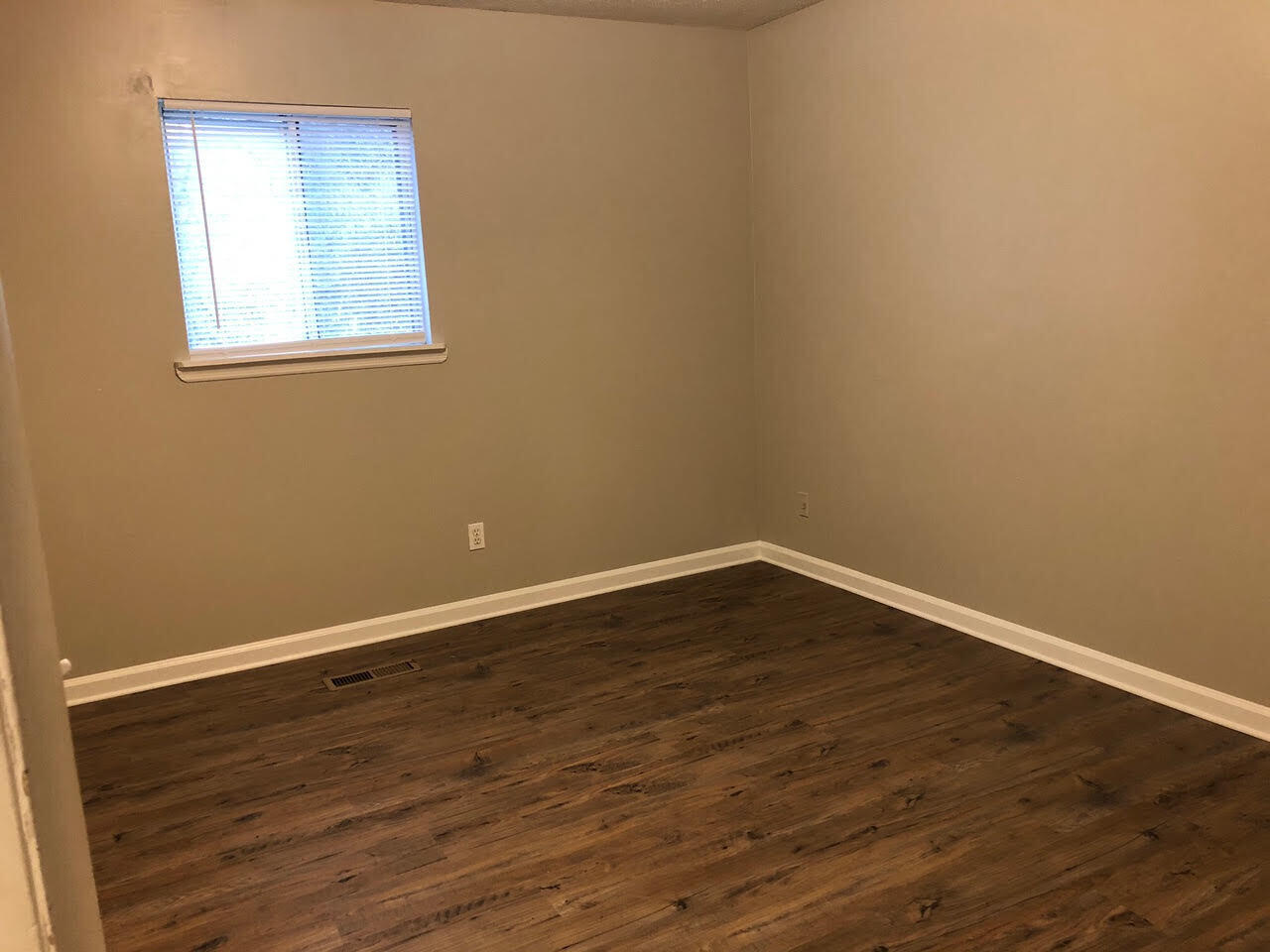 1322 Ely Road Hixson, TN 37343 - Photo 10 of 20 ely 3