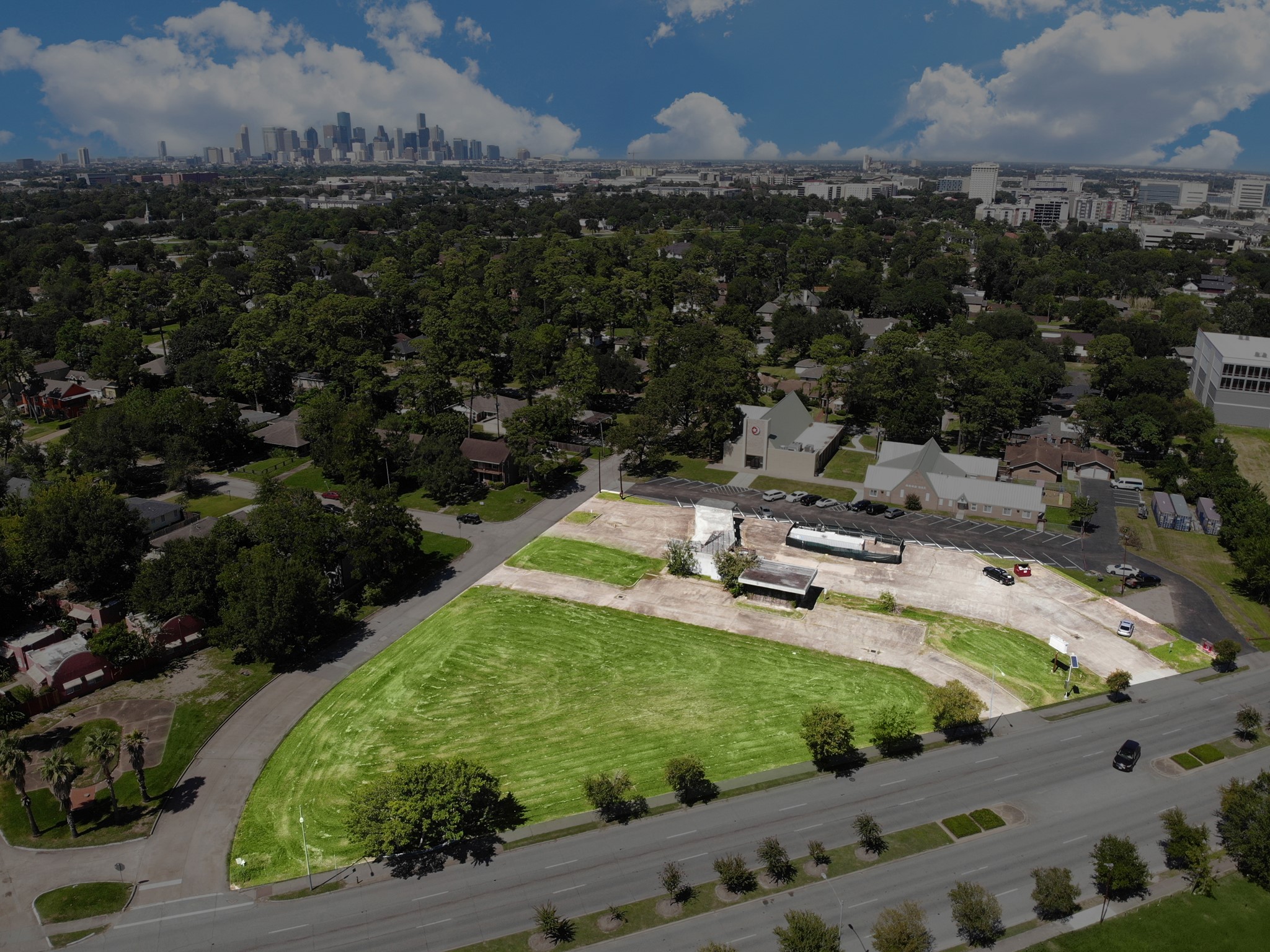 4435 Old Spanish Trail Houston, TX 77021 - Photo 1 of 11