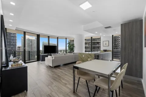 $1,500,000 | 801 South Miami Avenue, Unit 2901, Miami, FL 33131