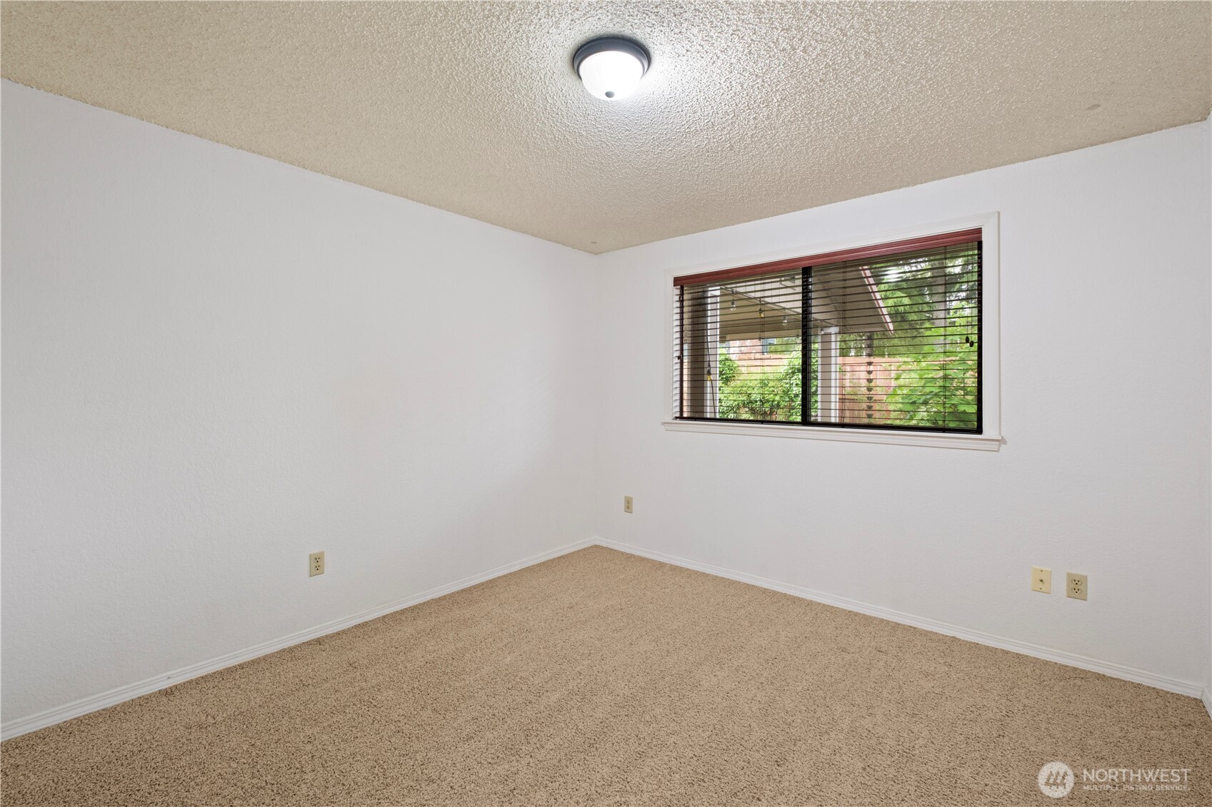 21906 Old Poplar Way Brier, WA 98036 - Photo 24 of 35