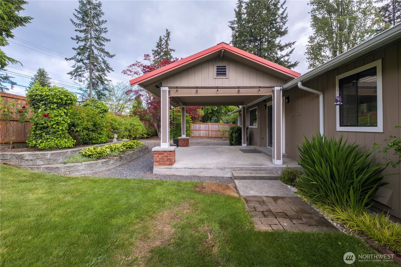 21906 Old Poplar Way Brier, WA 98036 - Photo 34 of 35