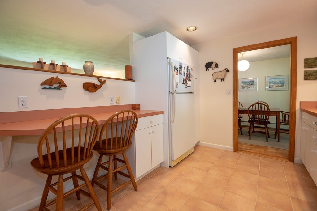 281 Linebrook Road Ipswich, MA 01938 - Photo 5 of 27
