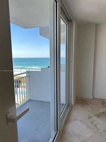 $475,000 | 345 Ocean Drive, Unit 1022, Miami Beach, FL 33139