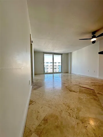 $475,000 | 345 Ocean Drive, Unit 1022, Miami Beach, FL 33139