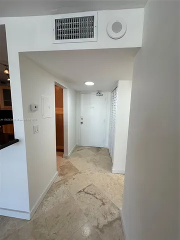 $475,000 | 345 Ocean Drive, Unit 1022, Miami Beach, FL 33139