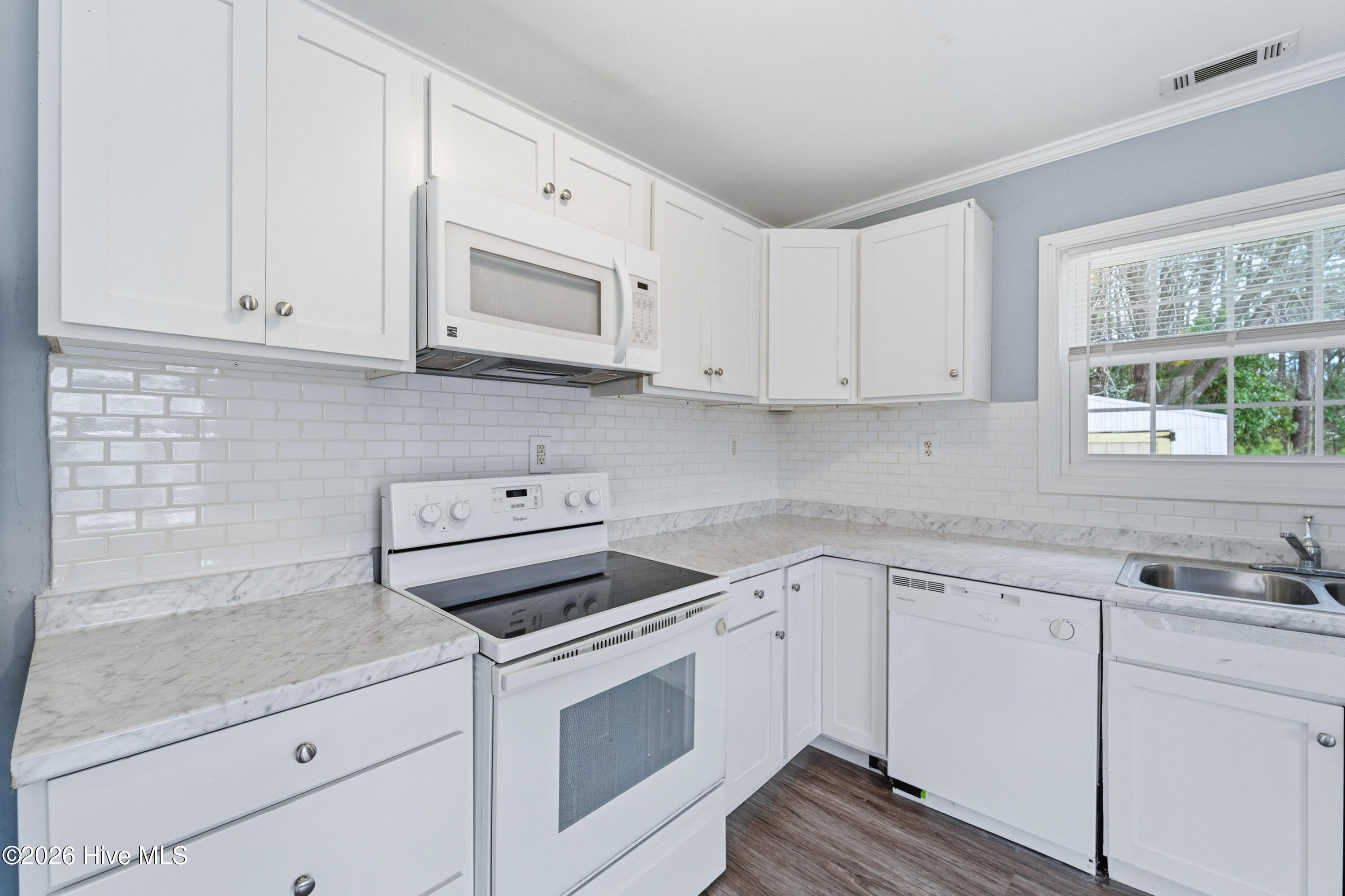 400 Country Club Road Jacksonville, NC 28546 - Photo 14 of 48 DSC07830