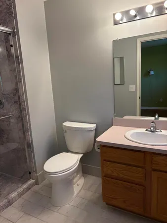 $295,000 | 38320 Saratoga Circle, Farmington Hills, MI 48331