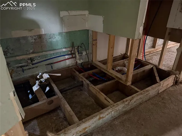 $225,000 | 947 Costilla Street, Colorado Springs, CO 80903