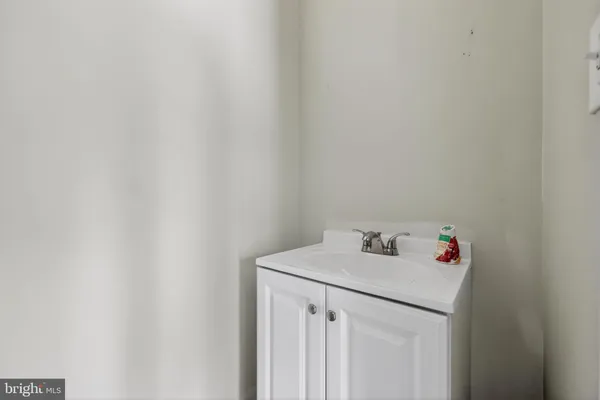 $2,890 | 17 Bonnie Lane, Willingboro, NJ 08046