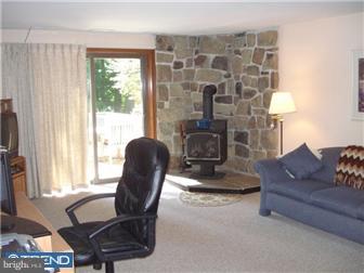2109 North Ridge Road Perkasie, PA 18944 - Photo 2 of 12