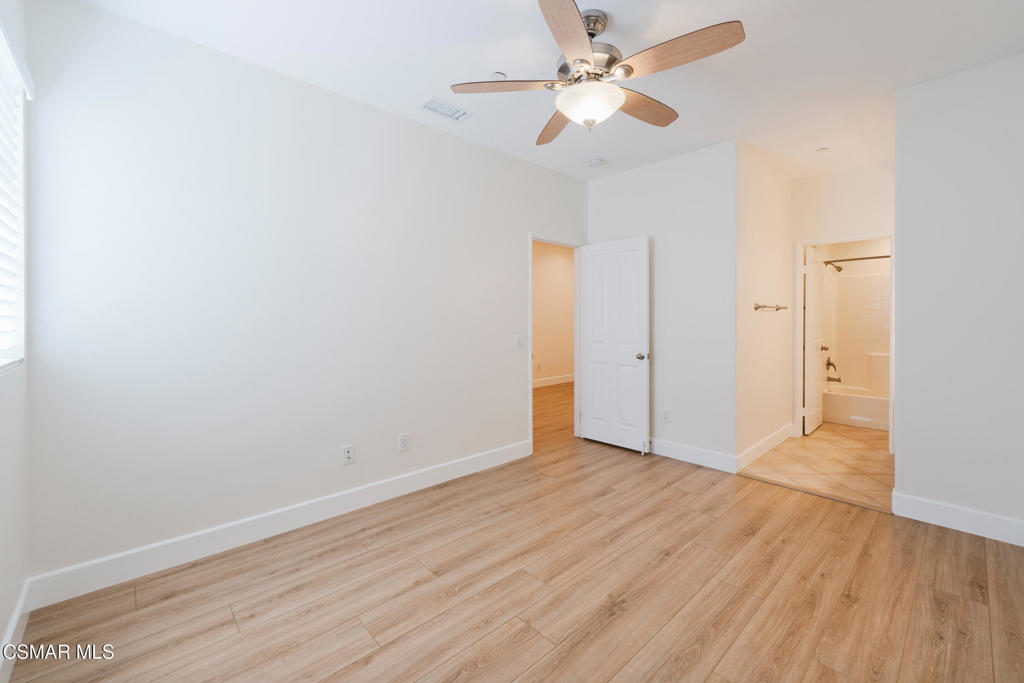 4117 Orontes Way, Unit B Simi Valley, CA 93063 - Photo 15 of 52