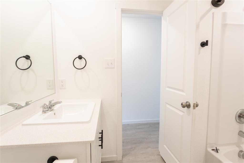 1307 Rodeo Circuit Way Crandall, TX 75114 - Photo 11 of 14 Gallery Image 11