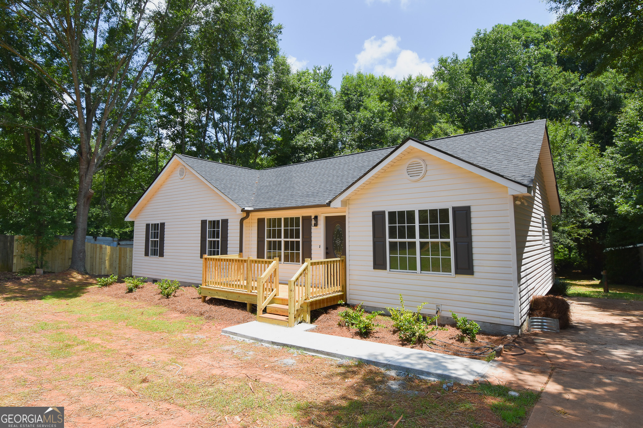 100 North Rover Road Williamson, GA 30292 - Photo 2 of 43