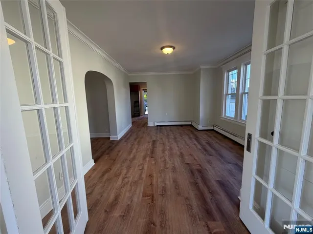 $3,500 | 530-532 East 25th Street, Paterson, NJ 07514