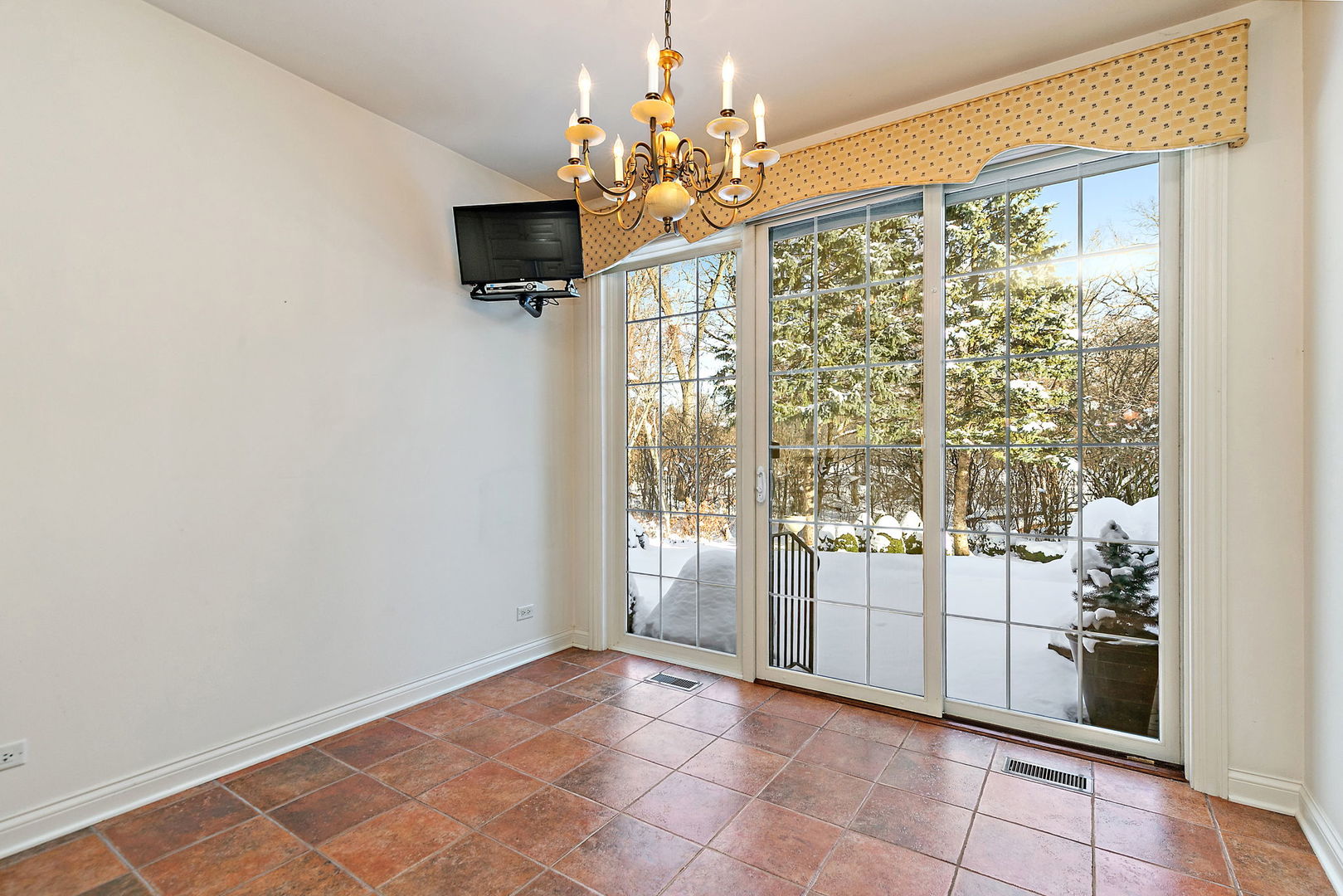 849 Country Club Lane Northbrook, IL 60062 - Photo 13 of 45