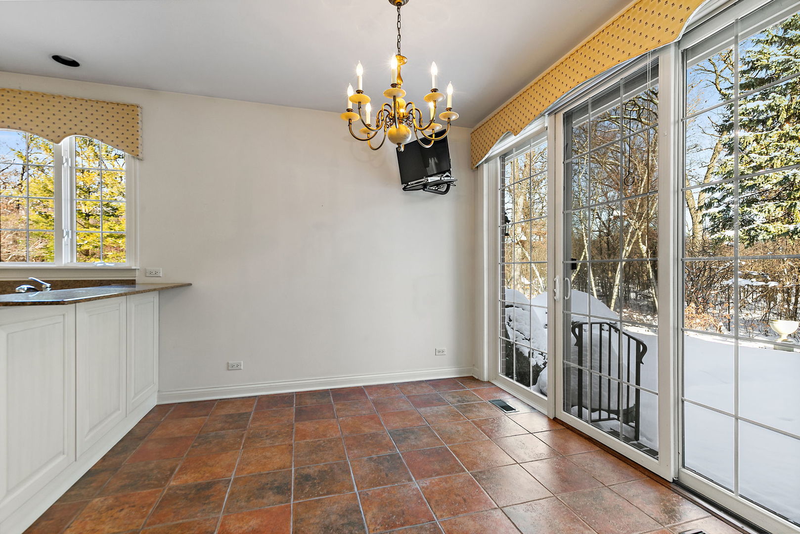 849 Country Club Lane Northbrook, IL 60062 - Photo 14 of 45