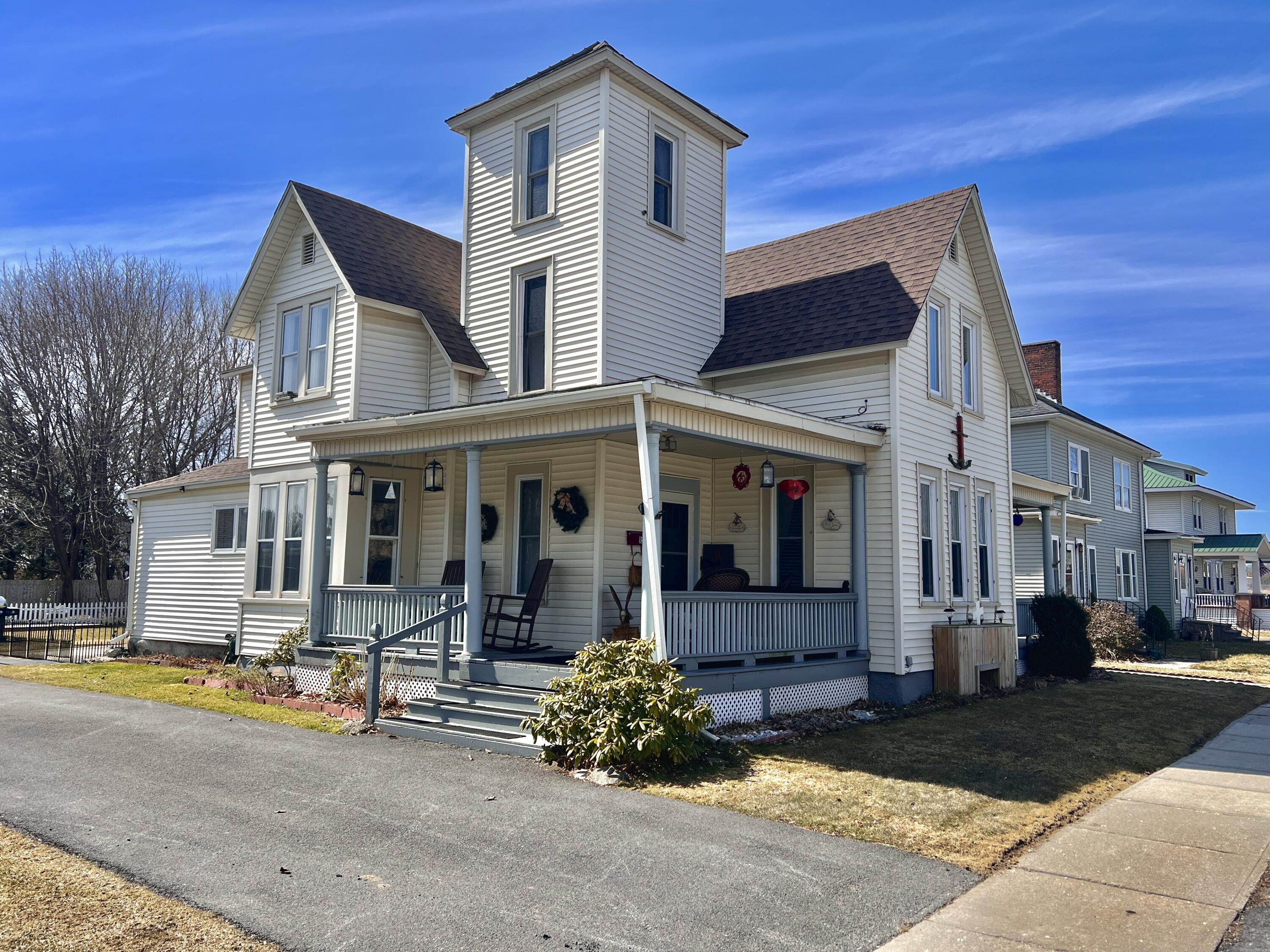 15 Pearl Street Rouses Point, NY 12979 - Photo 1 of 43 Gallery Image 1