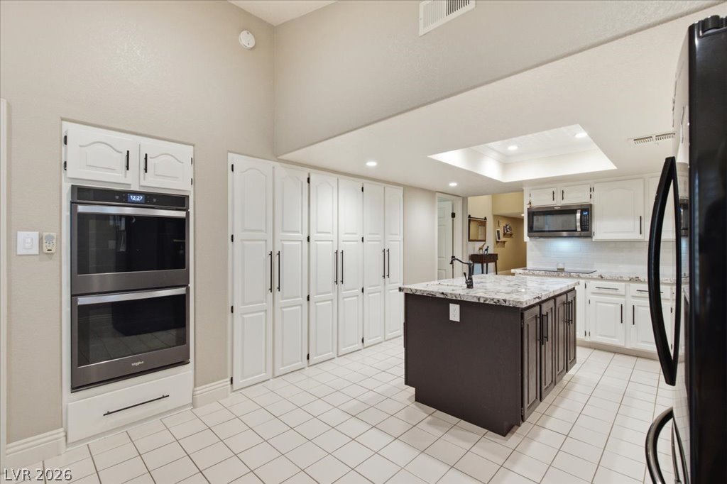 6191 South Lindell Road Las Vegas, NV 89118 - Photo 18 of 53 Double ovens.