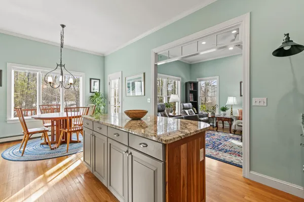 $719,000 | 9 Gables Drive, Unit 9, Yarmouth, ME 04096