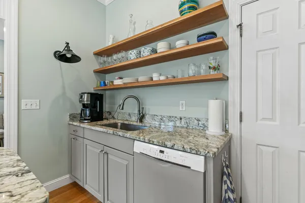 $719,000 | 9 Gables Drive, Unit 9, Yarmouth, ME 04096