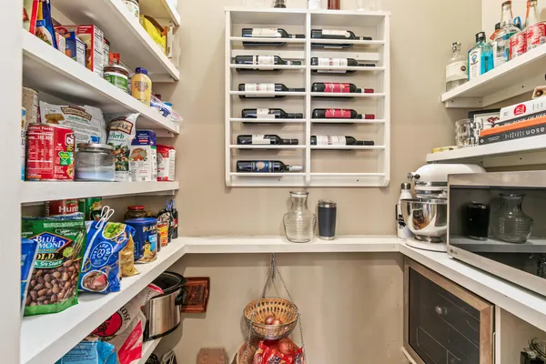 $719,000 | 9 Gables Drive, Unit 9, Yarmouth, ME 04096