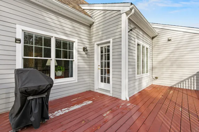 $725,000 | 9 Gables Drive, Unit 9, Yarmouth, ME 04096