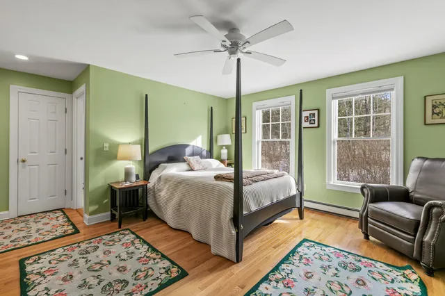 $725,000 | 9 Gables Drive, Unit 9, Yarmouth, ME 04096