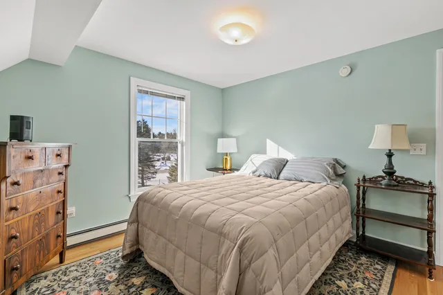 $725,000 | 9 Gables Drive, Unit 9, Yarmouth, ME 04096