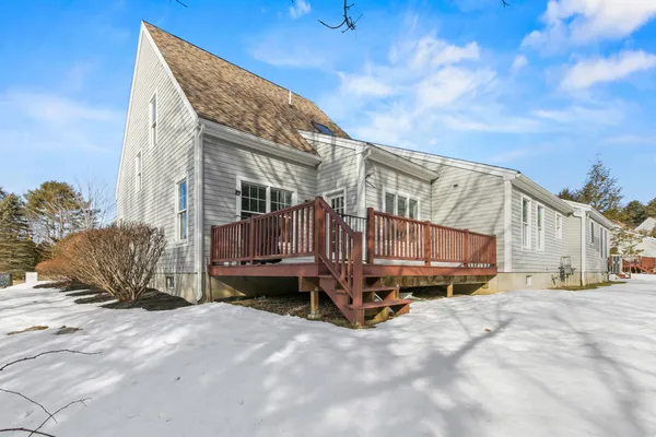 $719,000 | 9 Gables Drive, Unit 9, Yarmouth, ME 04096