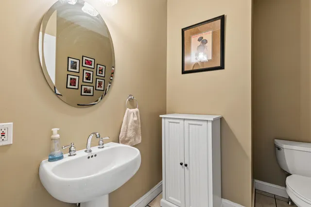 $725,000 | 9 Gables Drive, Unit 9, Yarmouth, ME 04096