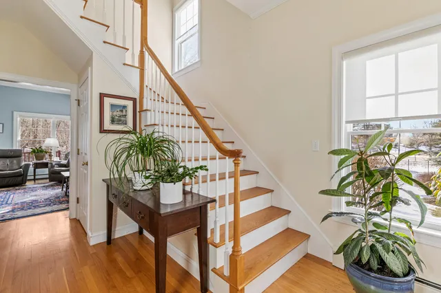 $725,000 | 9 Gables Drive, Unit 9, Yarmouth, ME 04096