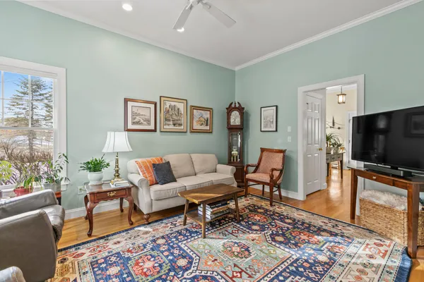 $719,000 | 9 Gables Drive, Unit 9, Yarmouth, ME 04096