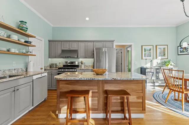 $725,000 | 9 Gables Drive, Unit 9, Yarmouth, ME 04096