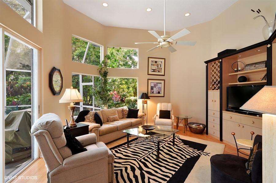 7123 Mariana Court Boca Raton, FL 33433 - Photo 9 of 24 Family room