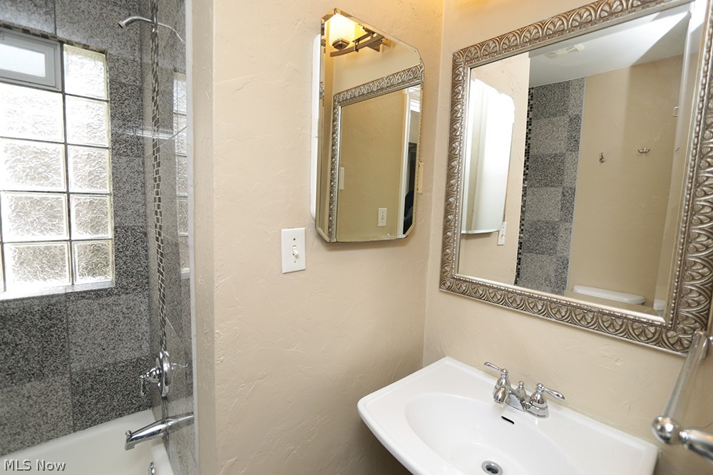 501 Crestview Road Columbus, OH 43202 - Photo 15 of 22 Gallery Image 15
