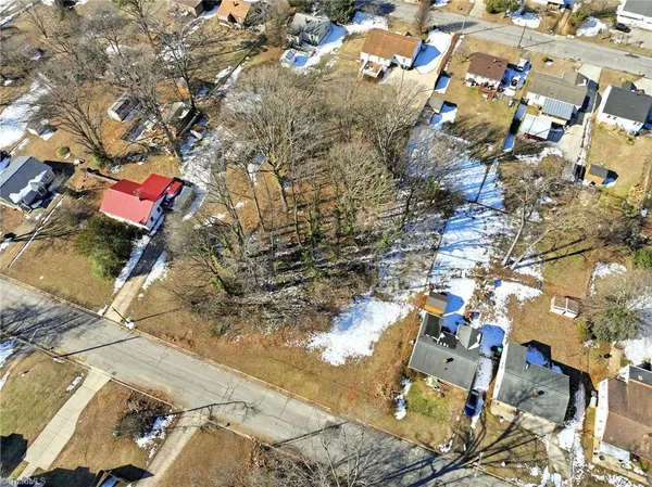 $40,000 | 210 Paramount Street, High Point, NC 27260