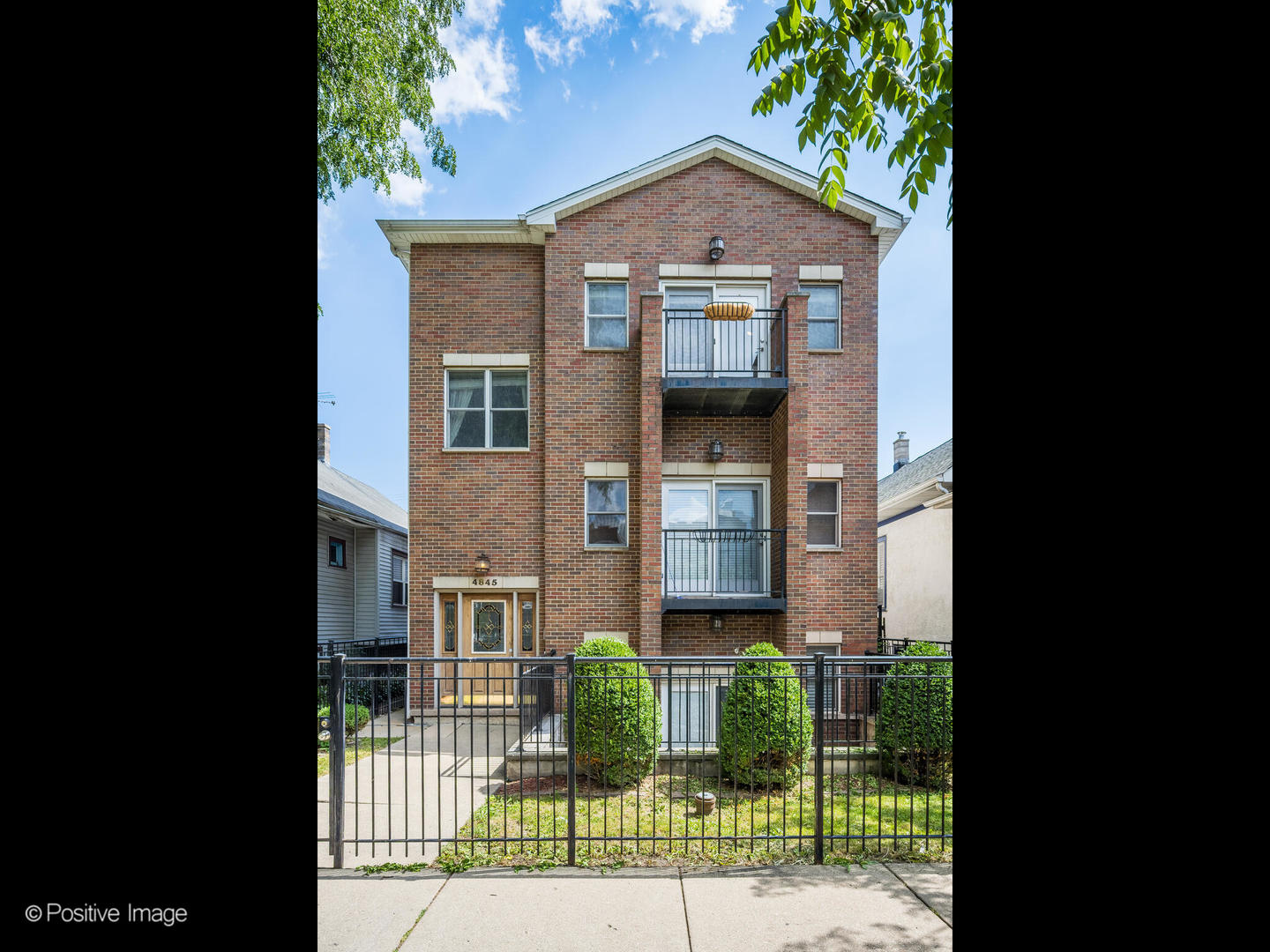 4845 North Springfield Avenue, Unit 3 Chicago, IL 60625 - Photo 2 of 19