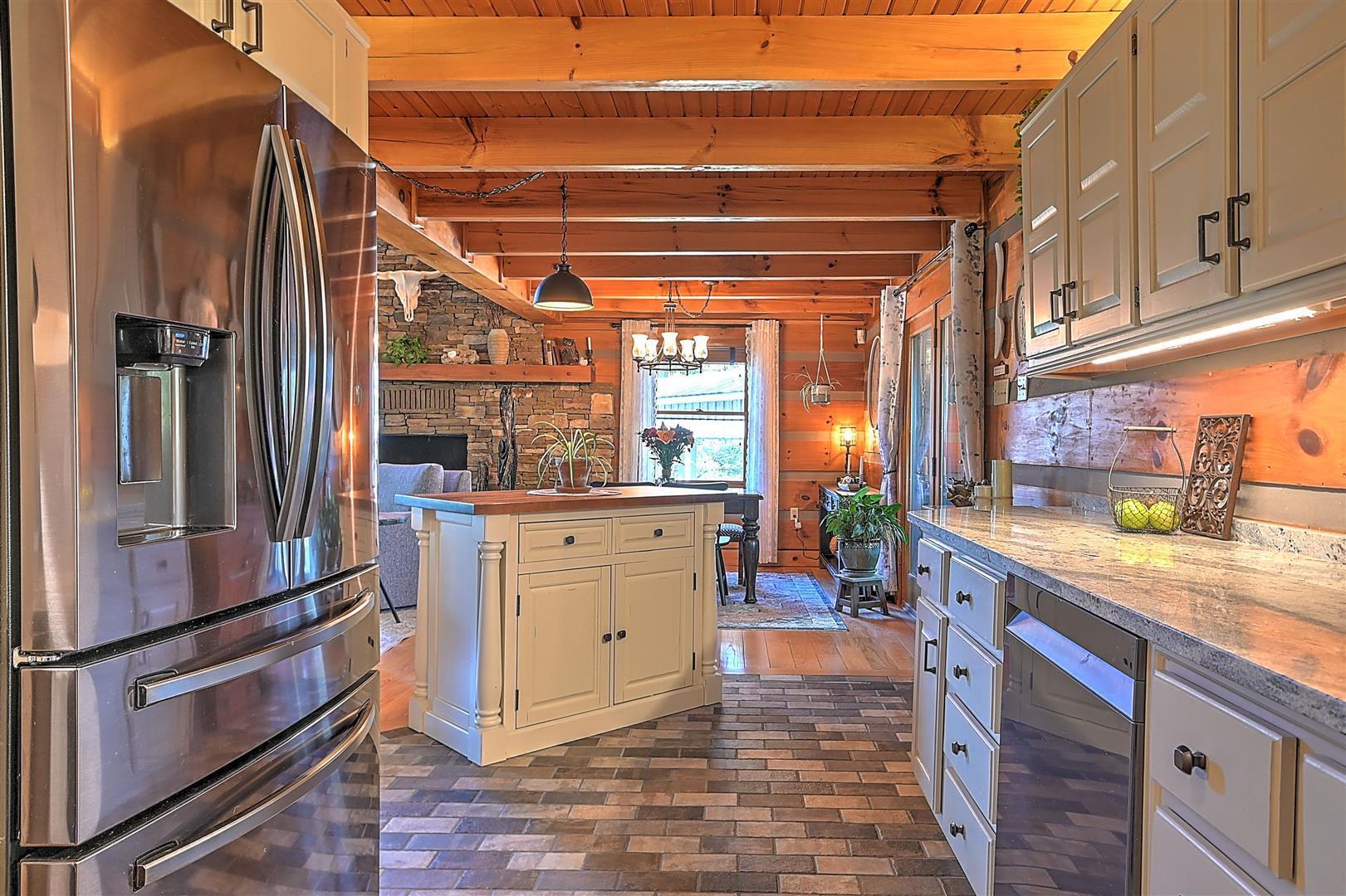 970 Fodderstack Mountain Loop Greeneville, TN 37745 - Photo 14 of 71 14