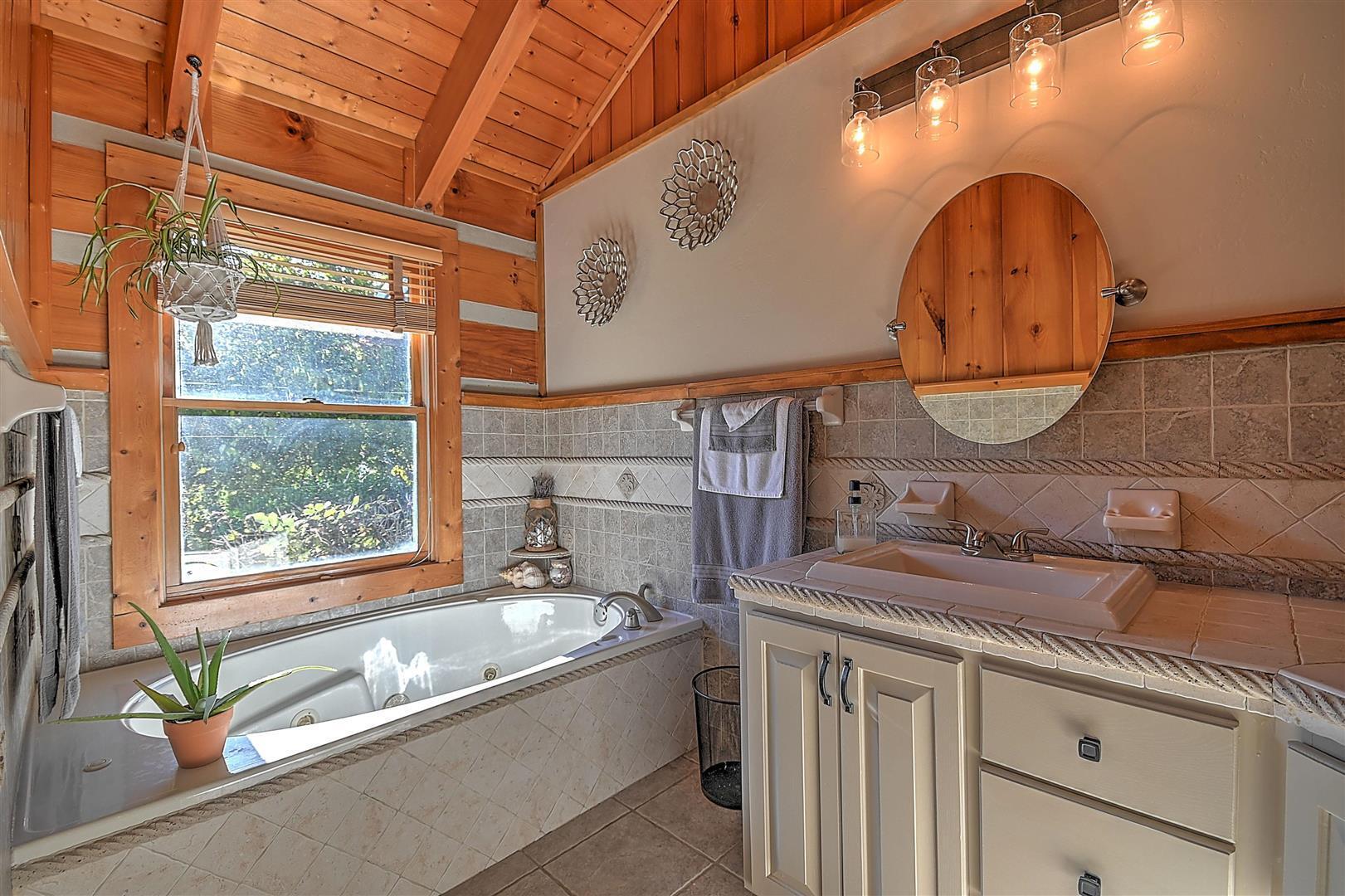 970 Fodderstack Mountain Loop Greeneville, TN 37745 - Photo 17 of 71 17