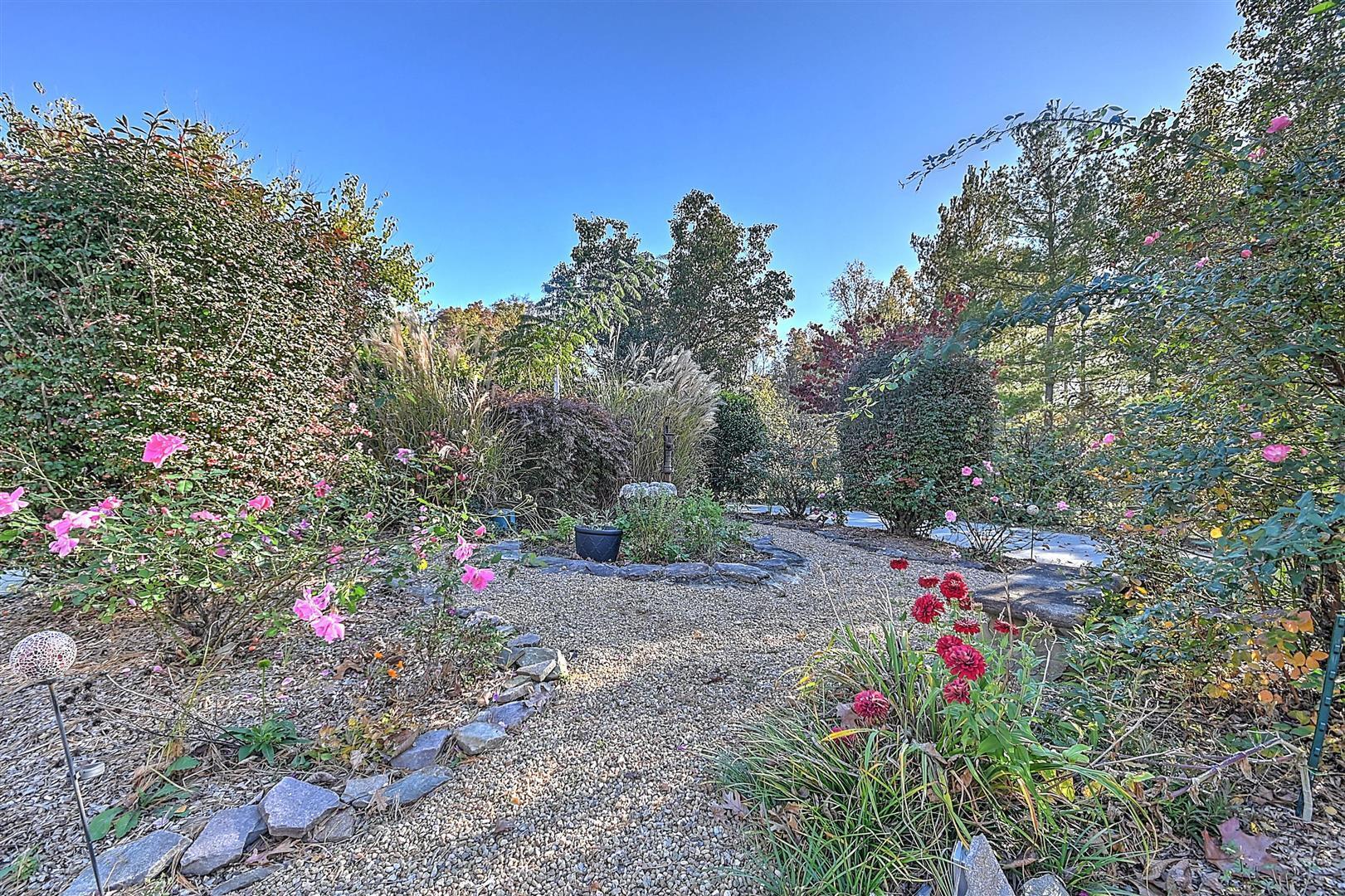 970 Fodderstack Mountain Loop Greeneville, TN 37745 - Photo 57 of 71 57