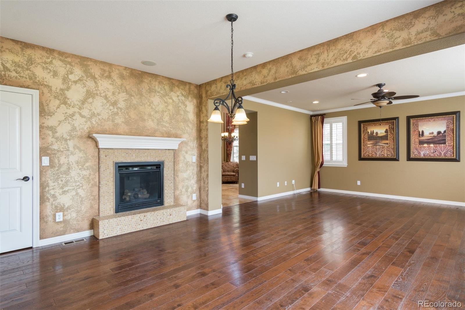 10743 Pinewalk Way Highlands Ranch, CO 80130 - Photo 11 of 35 Gallery Image 11