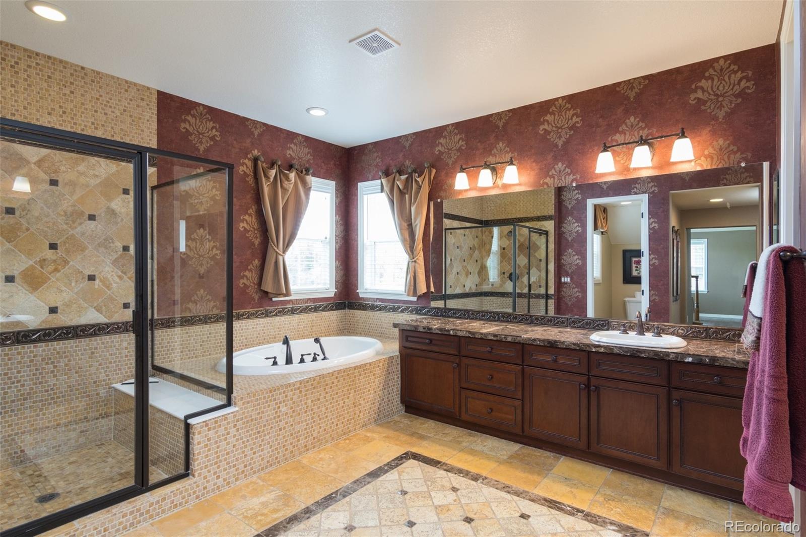 10743 Pinewalk Way Highlands Ranch, CO 80130 - Photo 18 of 35 Gallery Image 18