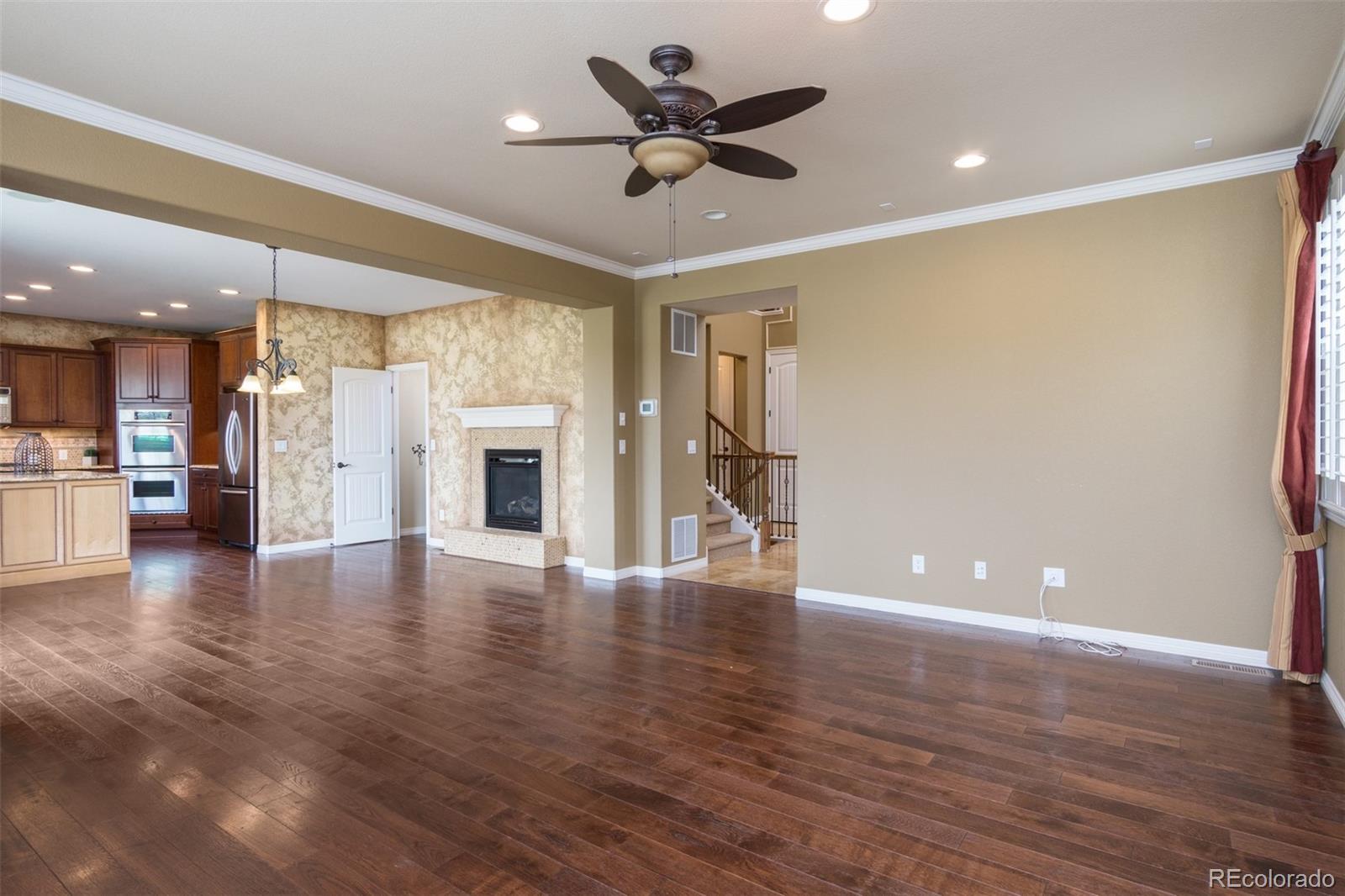 10743 Pinewalk Way Highlands Ranch, CO 80130 - Photo 10 of 35 Gallery Image 10