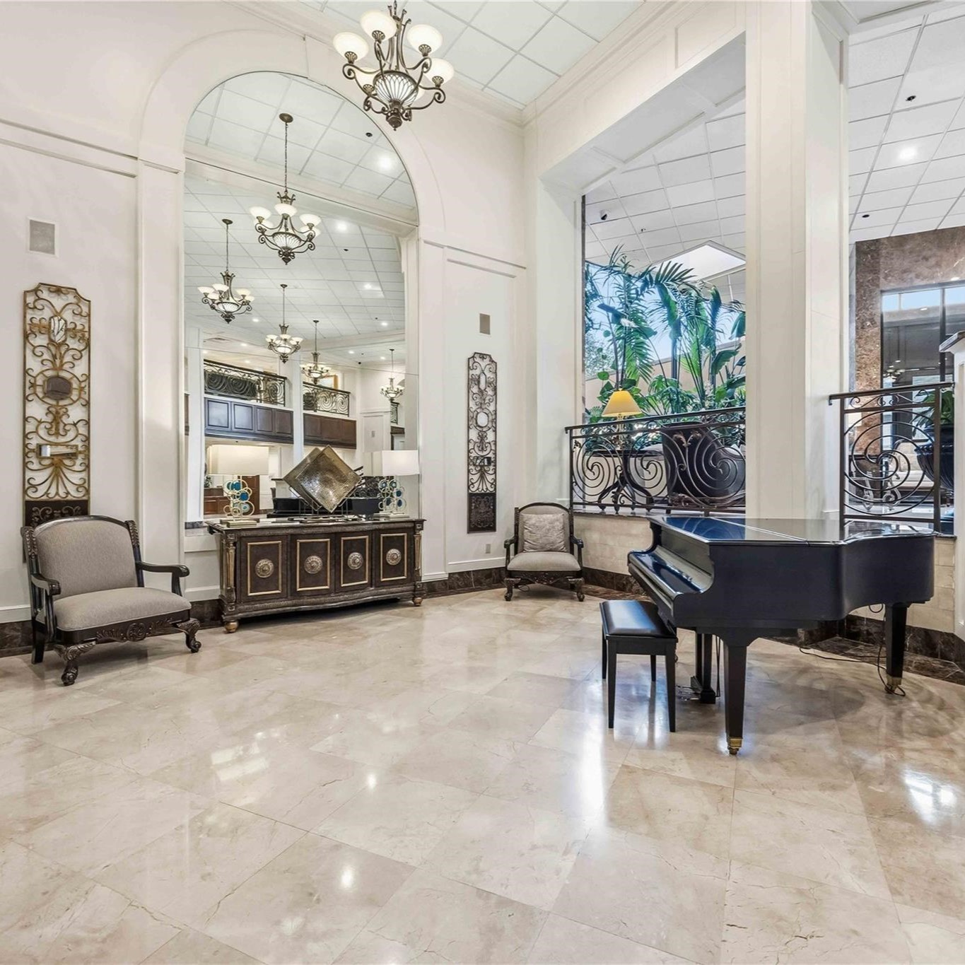 3525 Sage Road, Unit 716 Houston, TX 77056 - Photo 2 of 25 Luxe