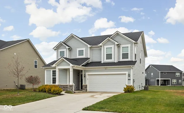 $419,900 | 7222 Oak Trce Lane, Brownsburg, IN 46112