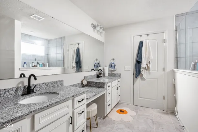 $419,900 | 7222 Oak Trce Lane, Brownsburg, IN 46112