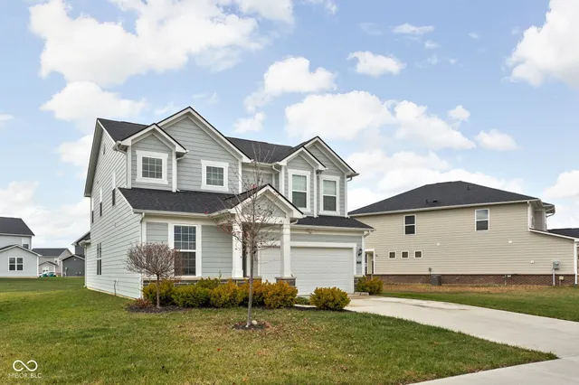 $419,900 | 7222 Oak Trce Lane, Brownsburg, IN 46112