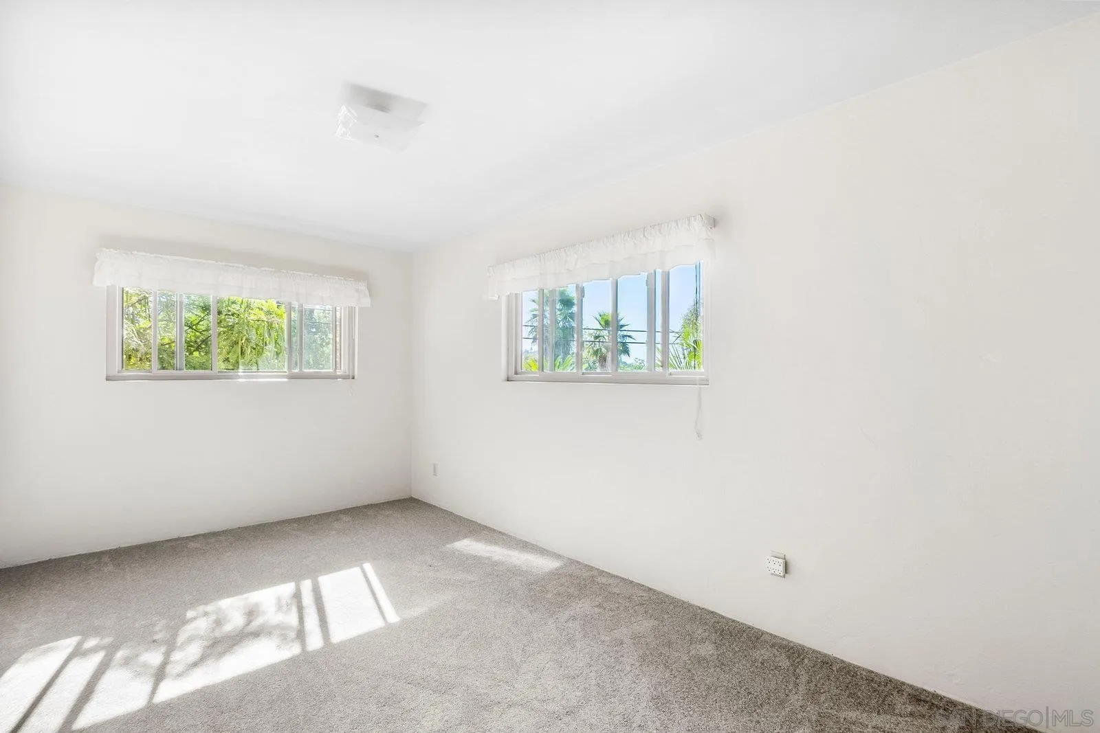 1682 Grove Road El Cajon, CA 92020 - Photo 24 of 38