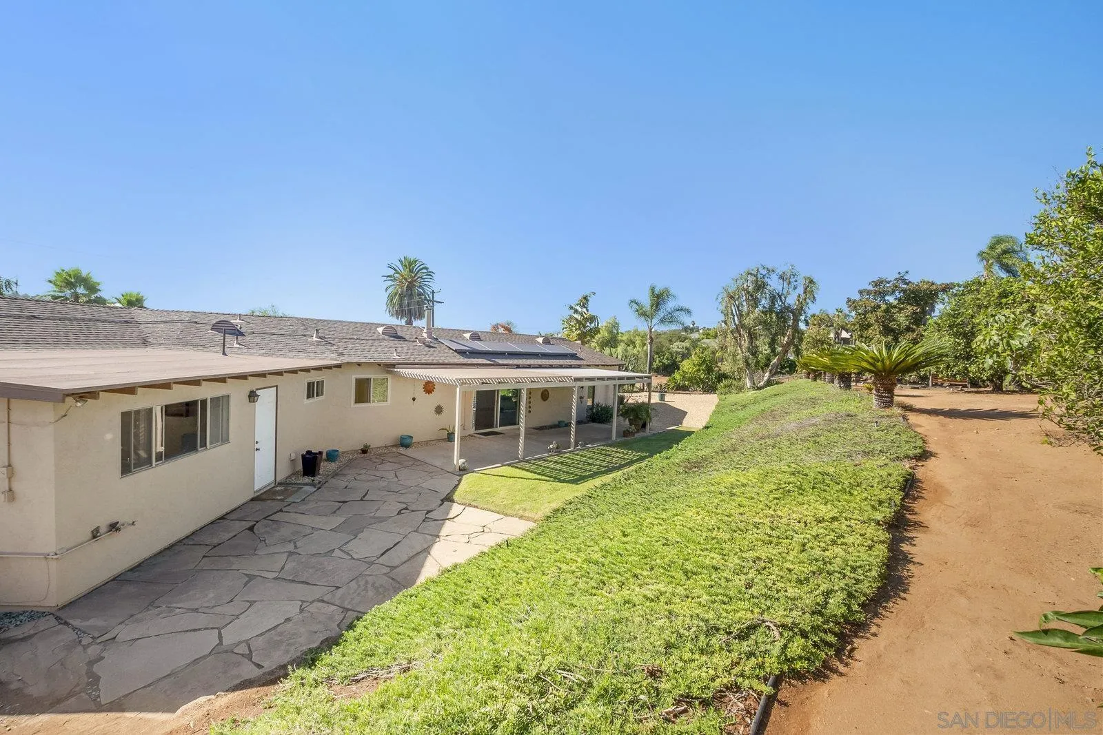 1682 Grove Road El Cajon, CA 92020 - Photo 31 of 38