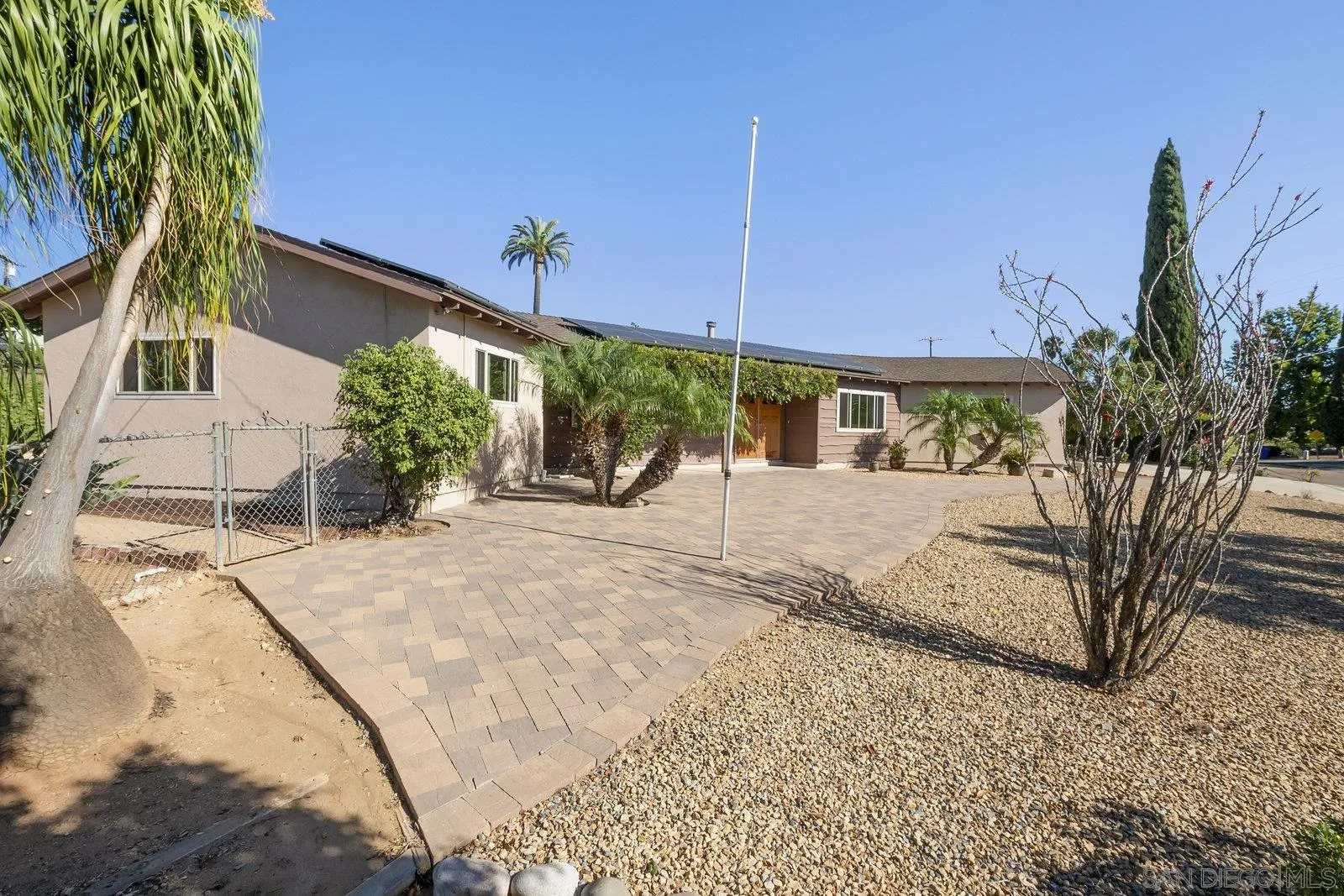 1682 Grove Road El Cajon, CA 92020 - Photo 5 of 38